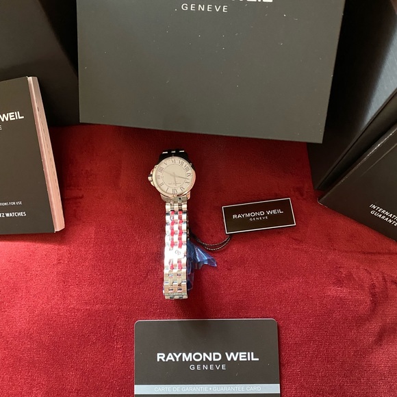 Raymond Weil Swiss Women’s Tango Watch - Picture 13 of 14